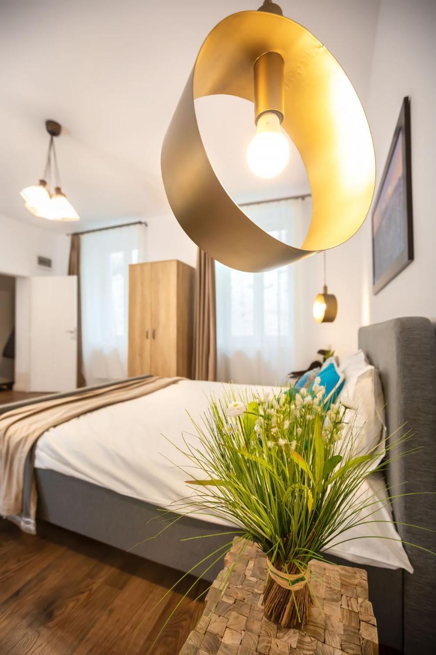 Venice Boutique Aparthotel 브라쇼브 외부 사진